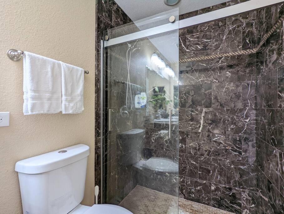 3Bed & 2Bath Property Couple Minutes From Siesta Key Beach & Downtown Sarasota megye Kültér fotó
