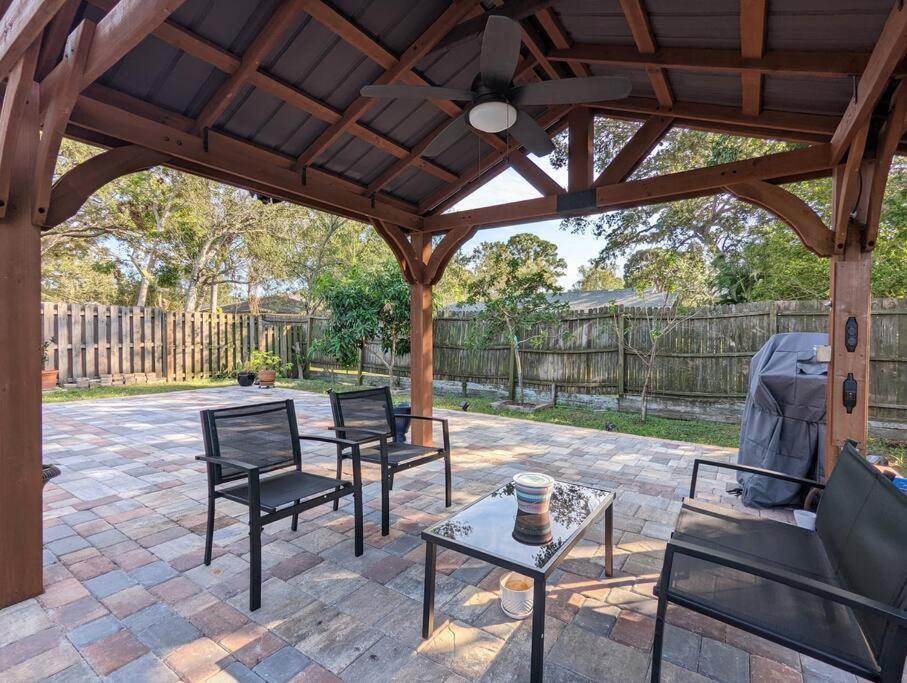 3Bed & 2Bath Property Couple Minutes From Siesta Key Beach & Downtown Sarasota megye Kültér fotó